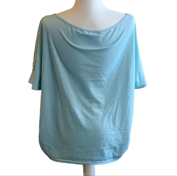 💕Plus Size Women's Top Size 2X - Picture 2 of 2